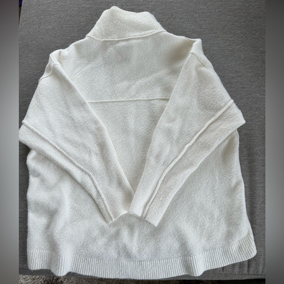 Free People Sweater - Picture 5 of 6